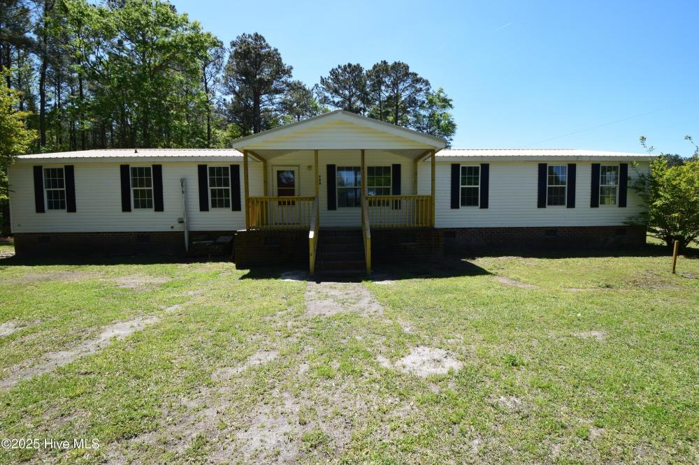 Currently Displayed Property Photo
