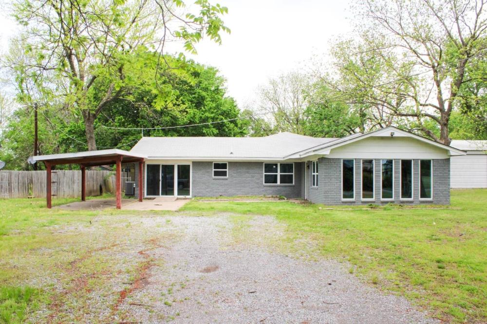 Currently Displayed Property Photo